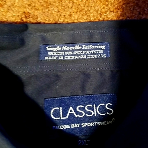 NWOT! Awesome Men's Shirt.. Never Worn - Picture 7 of 8